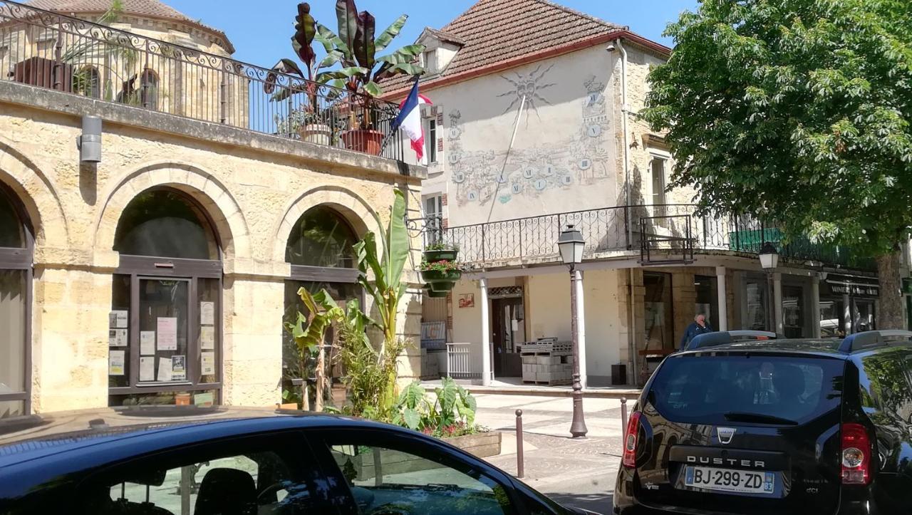 Chezvero46 residence claire rive avec piscine, wifi et vélos Prayssac Exterior foto